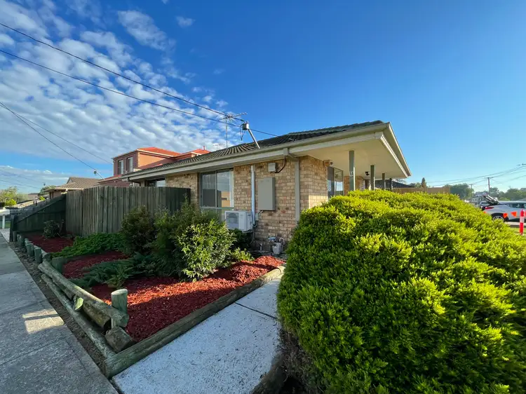 1A Warren Court, Altona Meadows VIC 3028