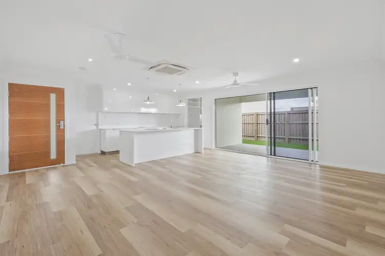 Third view of Homely house listing, 2/32 Hermosa Circuit, Beaconsfield QLD 4740