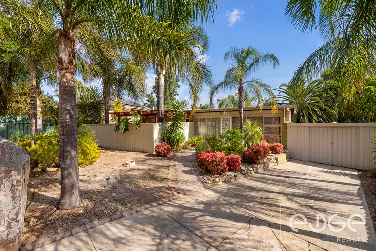15 Robert Court, Para Hills SA 5096