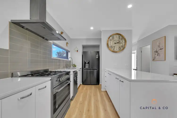 Fourth view of Homely house listing, 2 Sunrise Way, Mickleham VIC 3064