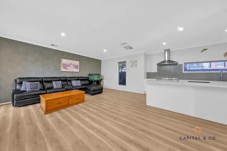 Fifth view of Homely house listing, 2 Sunrise Way, Mickleham VIC 3064