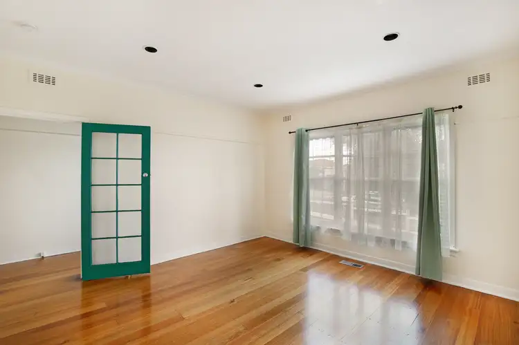 Fifth view of Homely house listing, 2 Le Cateau Street, Pascoe Vale South VIC 3044