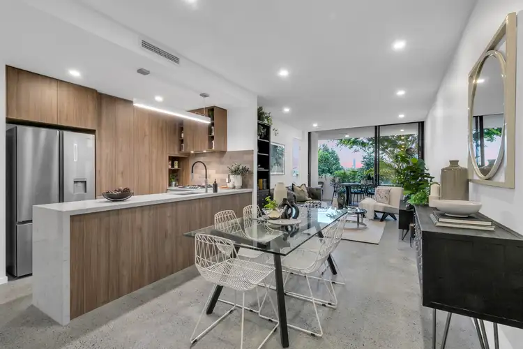 002/42 Clive Street, Annerley QLD 4103