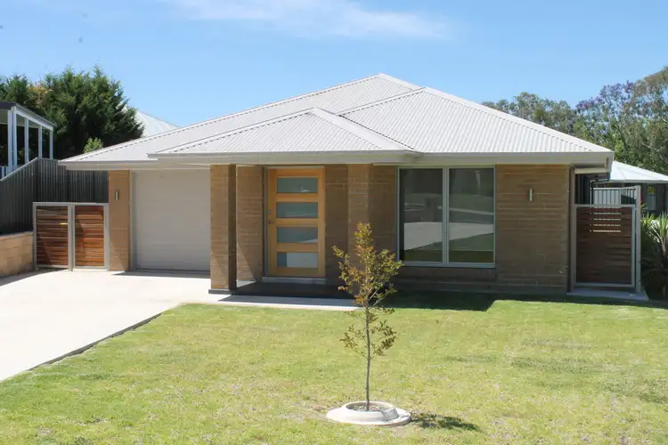 7a Stainfield Drive, Inverell NSW 2360