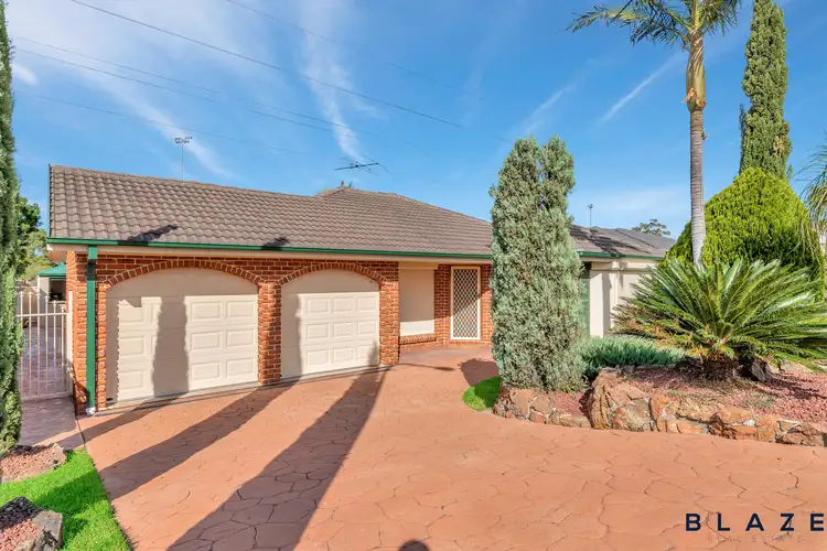 6 Spoonbill Street