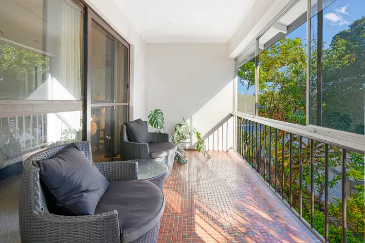 4/23 Jubilee Avenue, Broadbeach QLD 4218