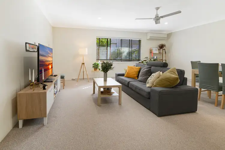 Third view of Homely apartment listing, 4/23 Jubilee Avenue, Broadbeach QLD 4218