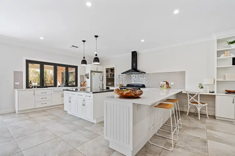 19 Thomas Kite Lane, Orange NSW 2800
