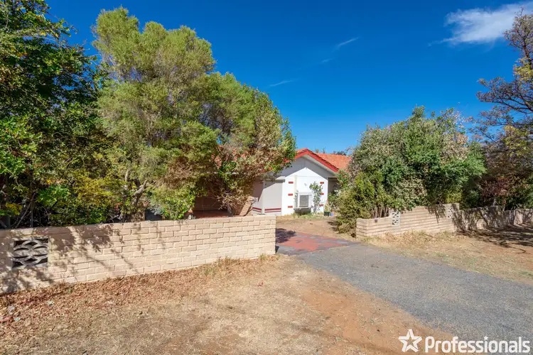 Second view of Homely house listing, 30 Banksia Road, Camillo WA 6111