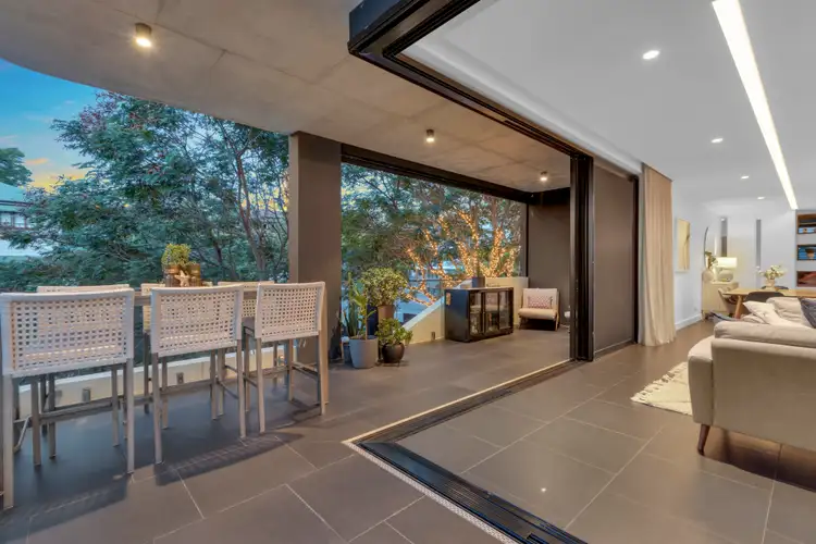 Third view of Homely apartment listing, 2/138 Dornoch Terrace, Highgate Hill QLD 4101