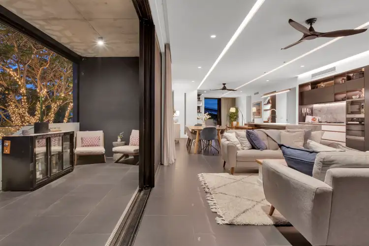 Fourth view of Homely apartment listing, 2/138 Dornoch Terrace, Highgate Hill QLD 4101