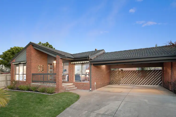 2 Gould Close, Wantirna South VIC 3152