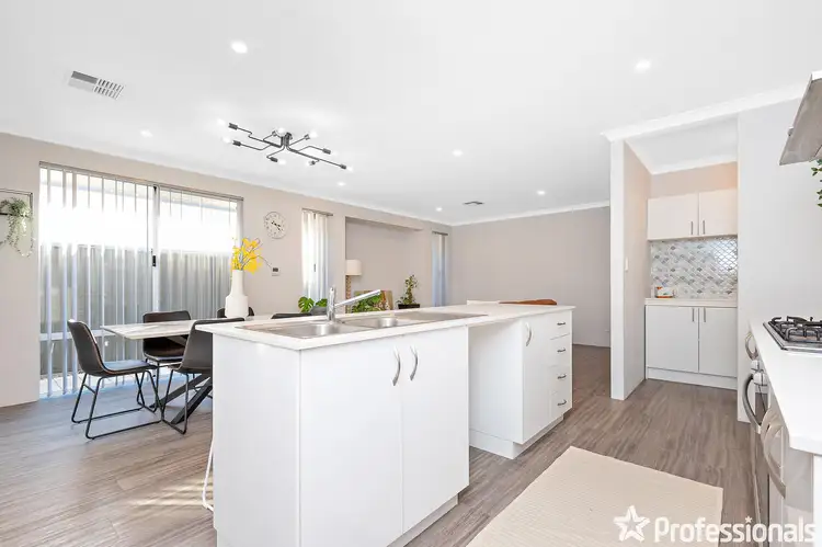 Sixth view of Homely house listing, 10 Dunite Road, Piara Waters WA 6112