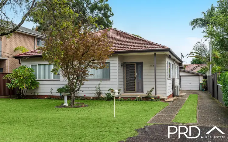 152 Ashford Avenue, Milperra NSW 2214
