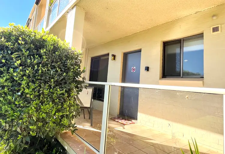1/384-388 Beach Road, Batehaven NSW 2536