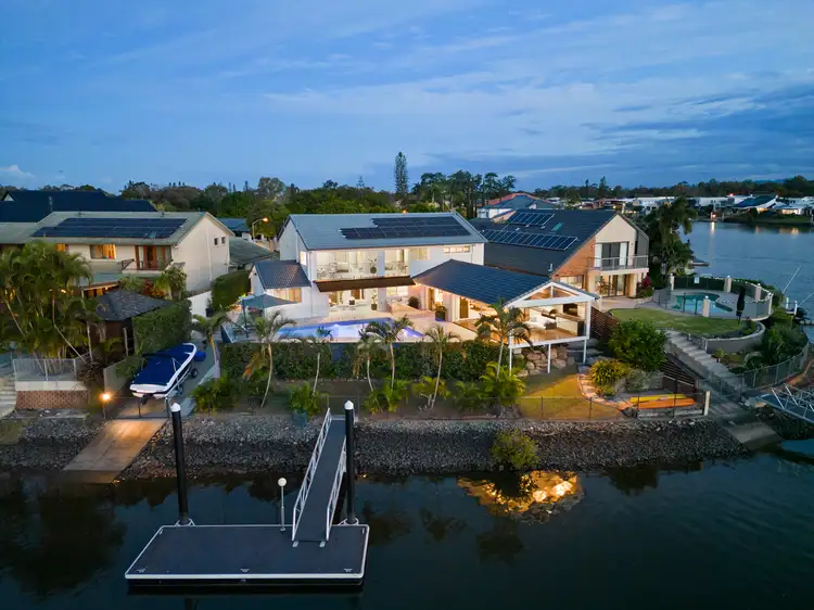 18 Kerry Court, Sorrento QLD 4217