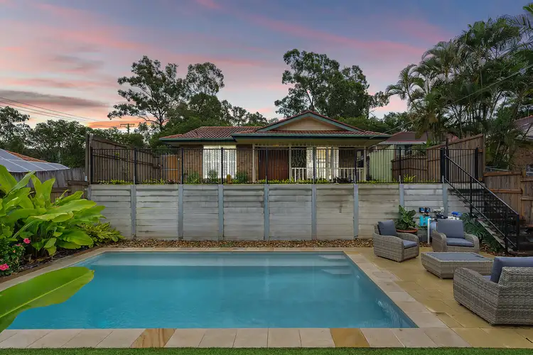 3 Bel-Air Court, Ferny Hills QLD 4055