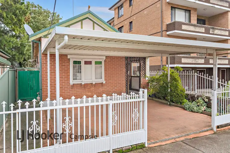 30 Fifth Avenue, Campsie NSW 2194
