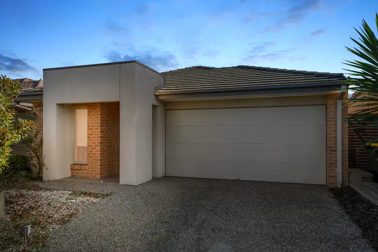 13 Red Brush Drive, Keysborough VIC 3173