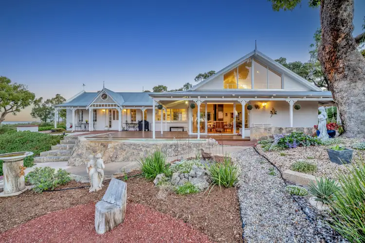 25 Bouvard Drive, Bouvard WA 6211