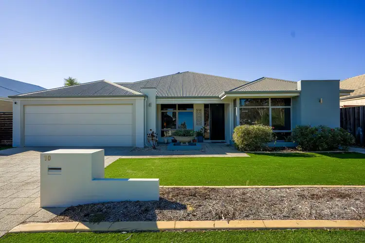 10 Brigalow Bend, Ellenbrook WA 6069