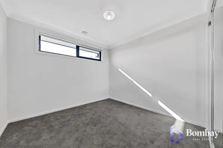 Fifth view of Homely house listing, 8 Quill Circuit, Kalkallo VIC 3064