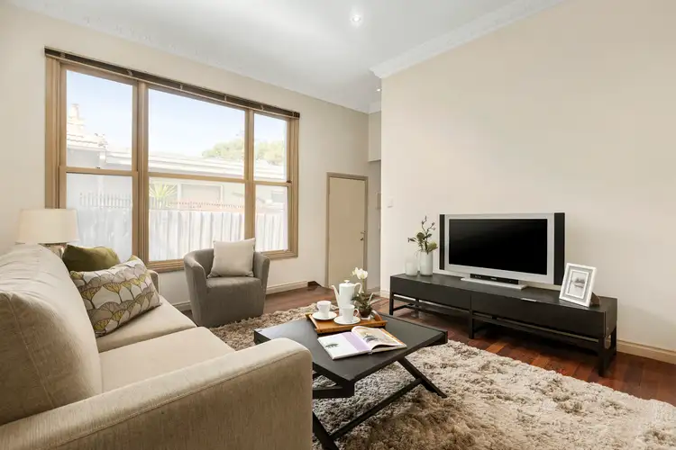Third view of Homely apartment listing, 6/4 Wiseman Street, Hawthorn East VIC 3123