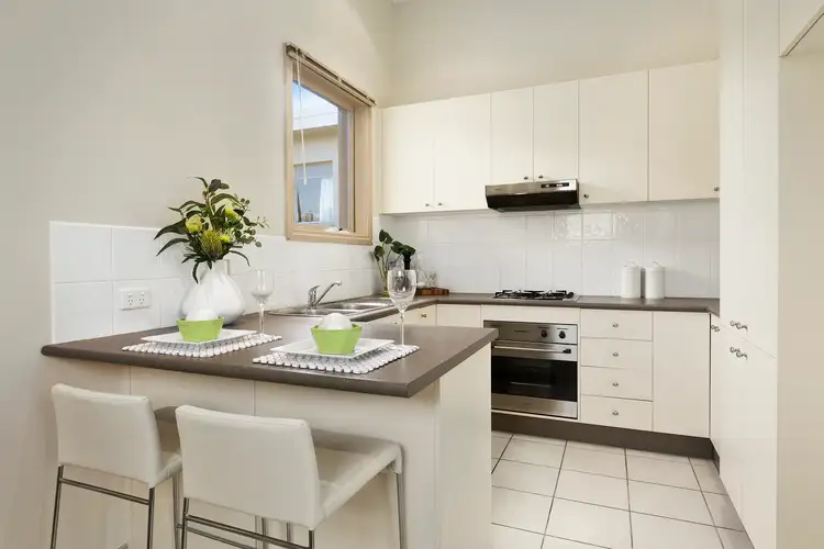 Fourth view of Homely apartment listing, 6/4 Wiseman Street, Hawthorn East VIC 3123