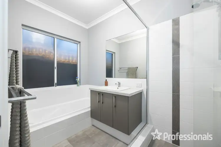 Sixth view of Homely house listing, 3 Luminous Crescent, Eglinton WA 6034