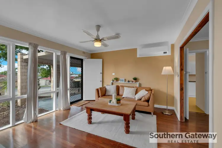 14 Maydwell Way, Calista WA 6167