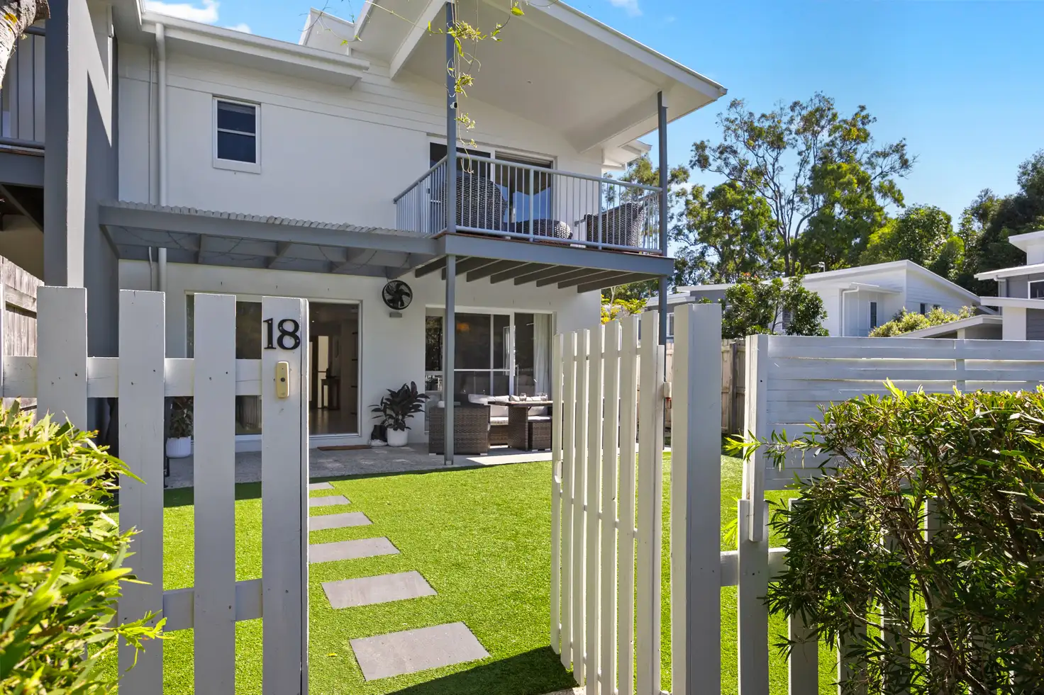 Main view of Homely townhouse listing, 18/1 Alvey Court, Mudgeeraba QLD 4213