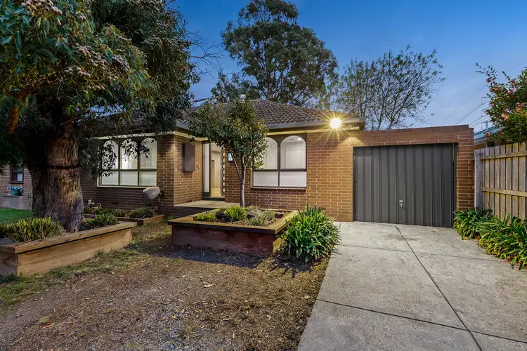 Main view of Homely unit listing, 2/17 Janice Road, Glen Waverley VIC 3150
