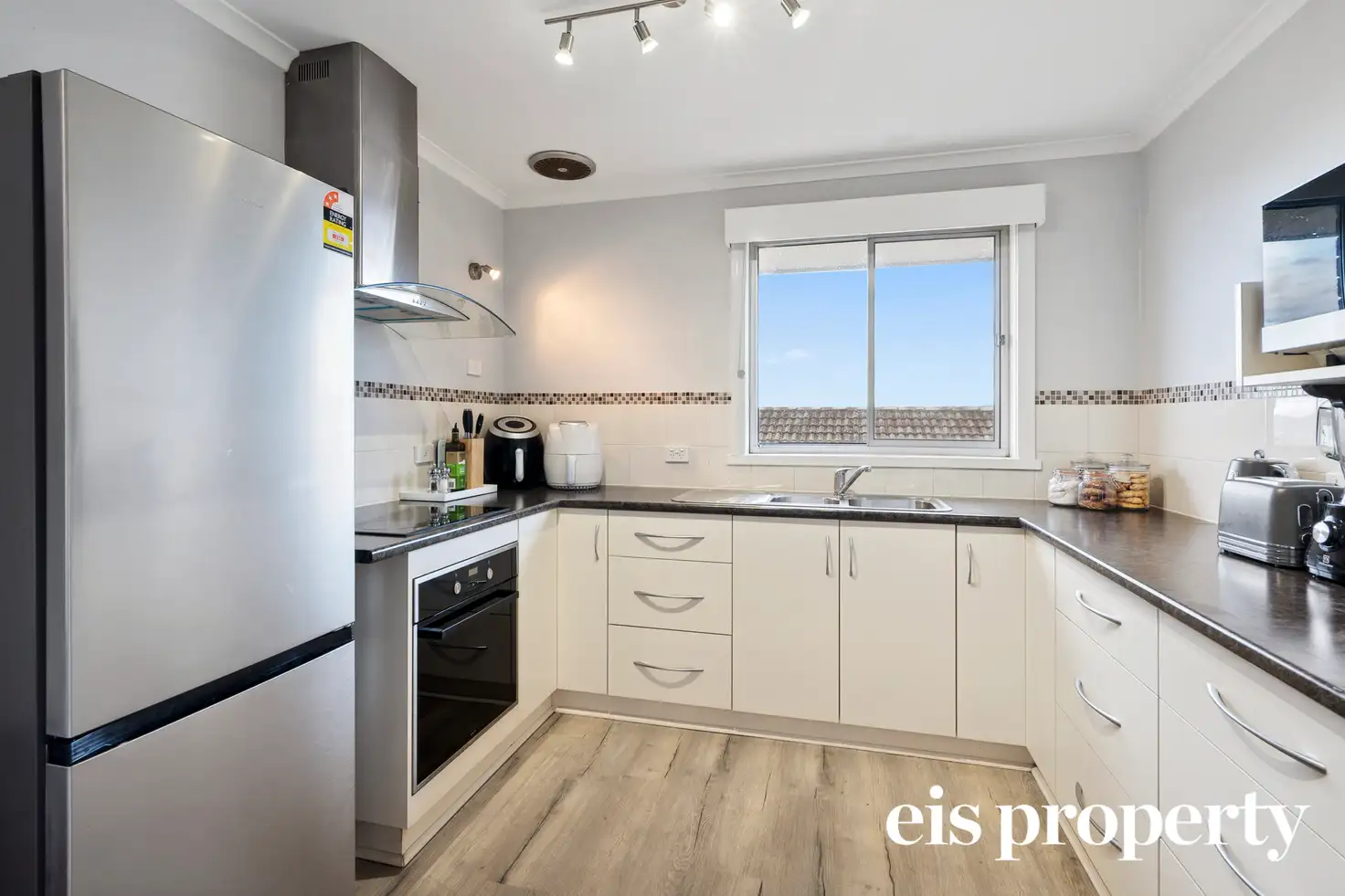 Main view of Homely unit listing, 2/24 Victor Place, Glenorchy TAS 7010