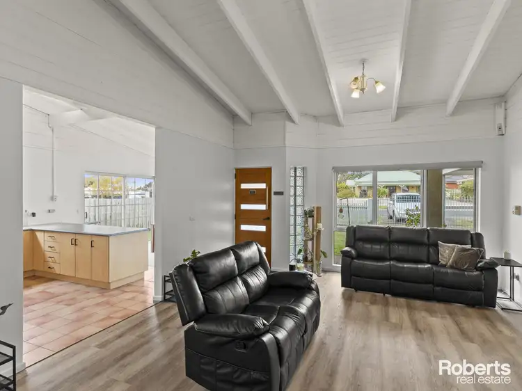 18 Tugrah Road, Stony Rise TAS 7310
