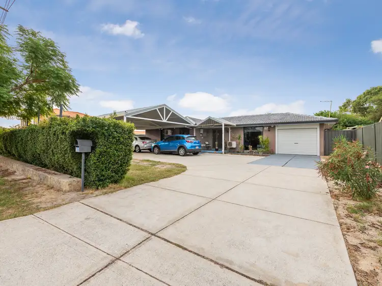 18 Elizabeth Street, East Cannington WA 6107