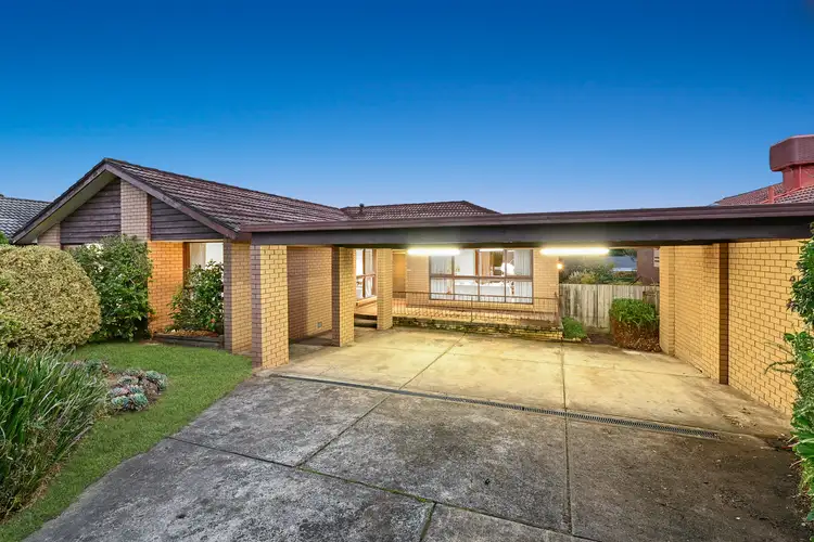 6 Pelham Drive, Vermont South VIC 3133