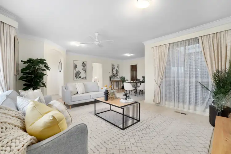 Fifth view of Homely house listing, 8 Millgrove Way, Berwick VIC 3806