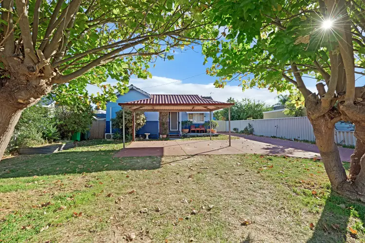 2 Jindee Street, Carey Park WA 6230