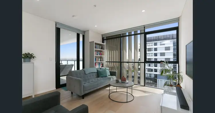 35 Flora Street