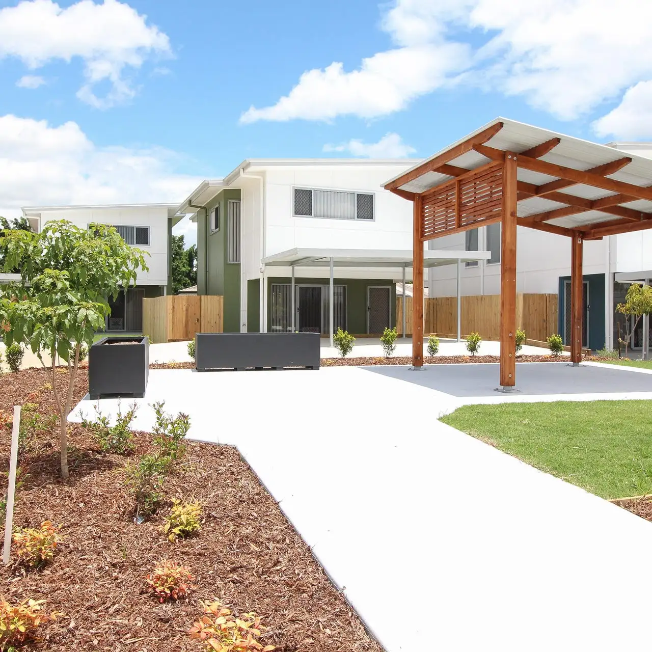 Main view of Homely townhouse listing, 3/25 Saint Andrews Drive, Leichhardt QLD 4305