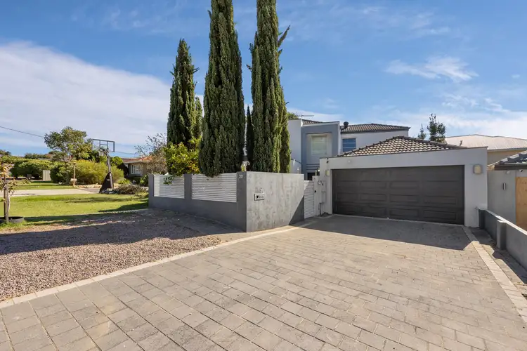 20 Caple Street, Willagee WA 6156