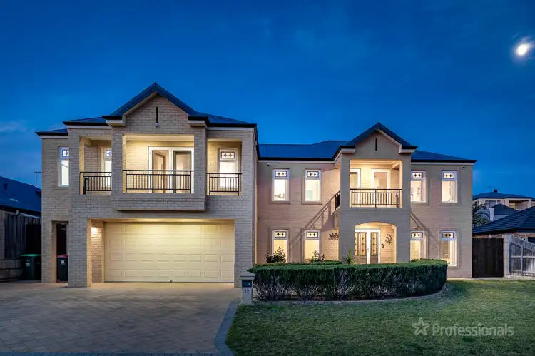 12 Lena Pass, Mindarie WA 6030