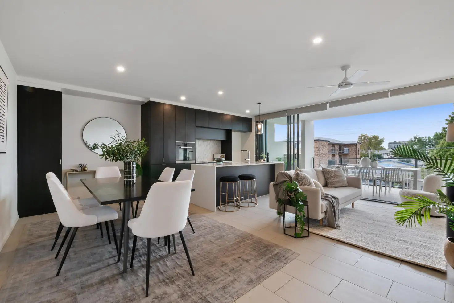 Main view of Homely unit listing, 10/66 Allen Street, Hamilton QLD 4007