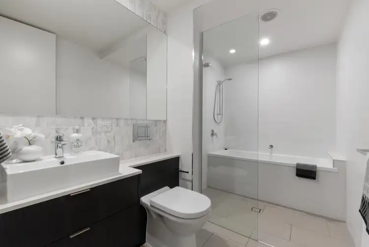 Fifth view of Homely unit listing, 10/66 Allen Street, Hamilton QLD 4007