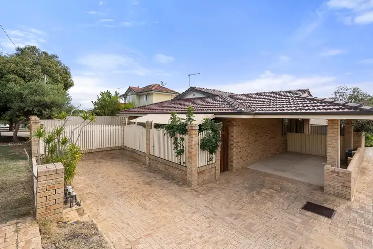 1/101 Zenobia Street, Palmyra WA 6157