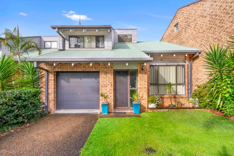 Main view of Homely house listing, 2/183 Beach Road, Sunshine Bay NSW 2536