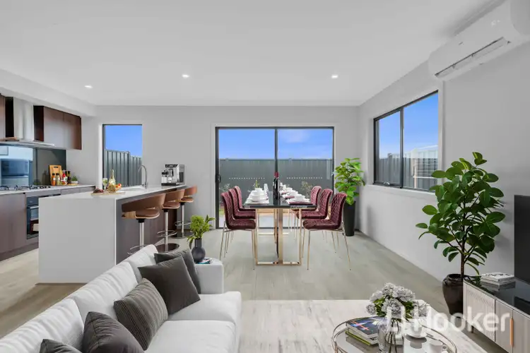 Second view of Homely house listing, 40 Buckingham Boulevard, Strathtulloh VIC 3338