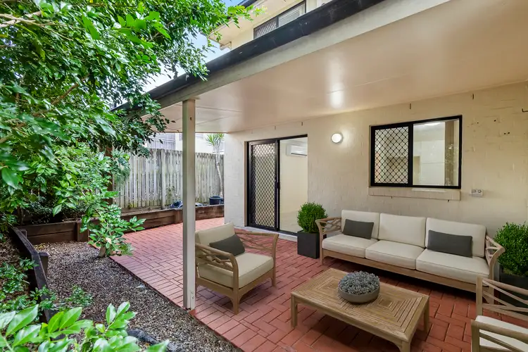 2/18 Kingsmill Street, Chermside QLD 4032