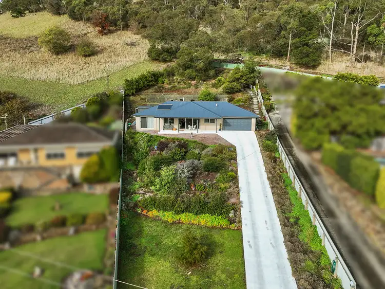 Third view of Homely house listing, 7 Kawana Court, Camperdown VIC 3260