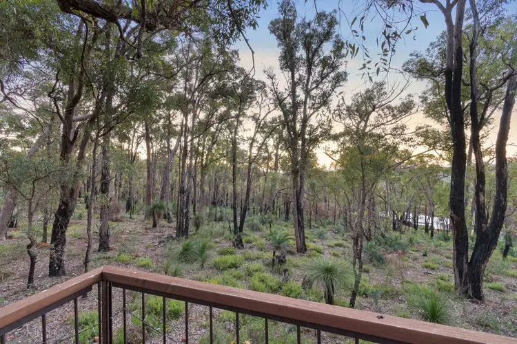 660 Bushlands Road, Hovea WA 6071